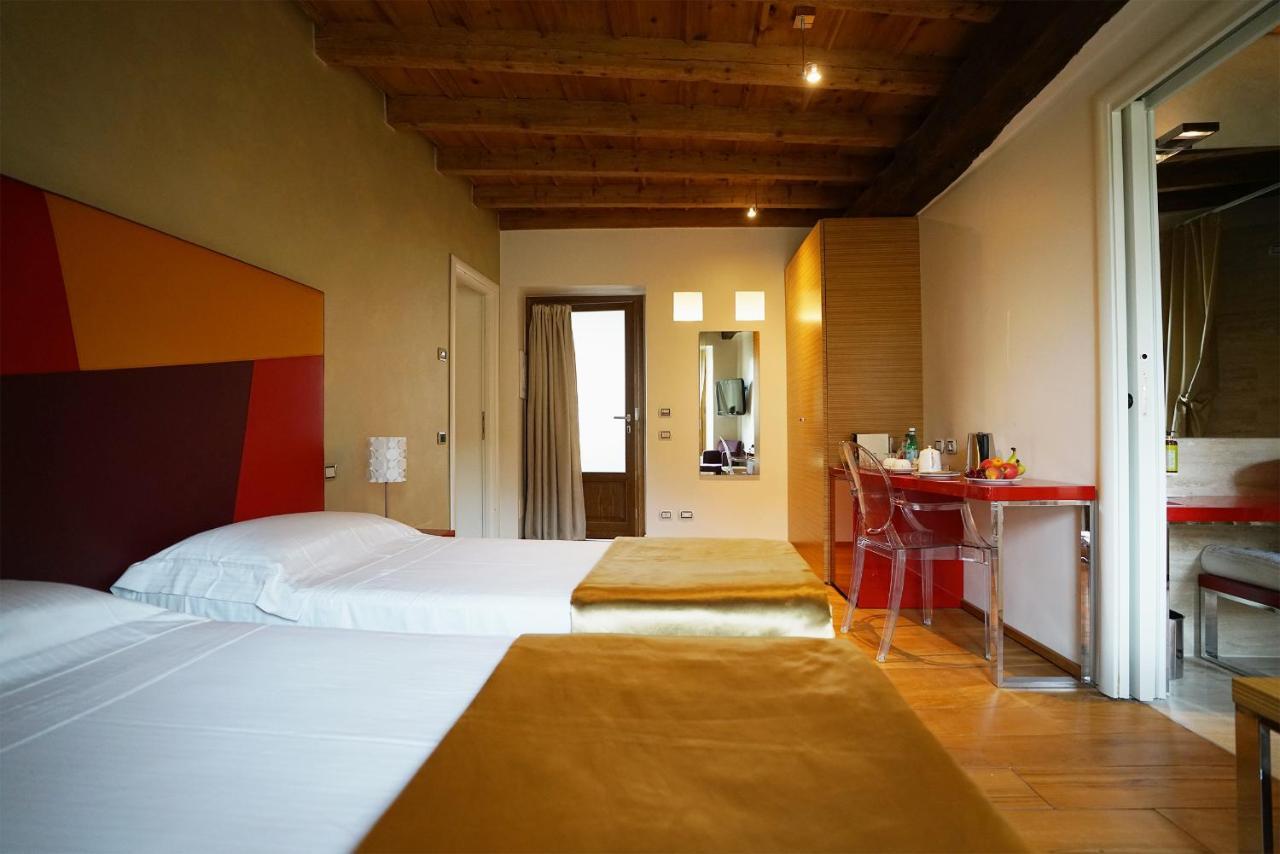 Il Portico - 1711 Luxury Guest House Arlate Exterior photo