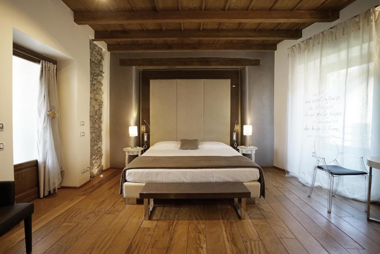 Il Portico - 1711 Luxury Guest House Arlate Exterior photo