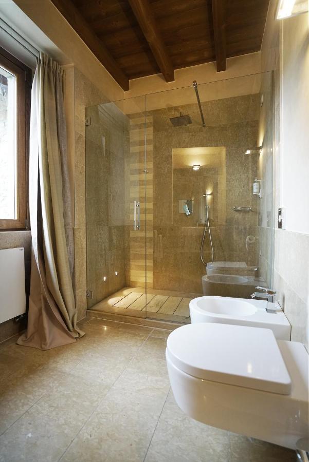 Il Portico - 1711 Luxury Guest House Arlate Exterior photo